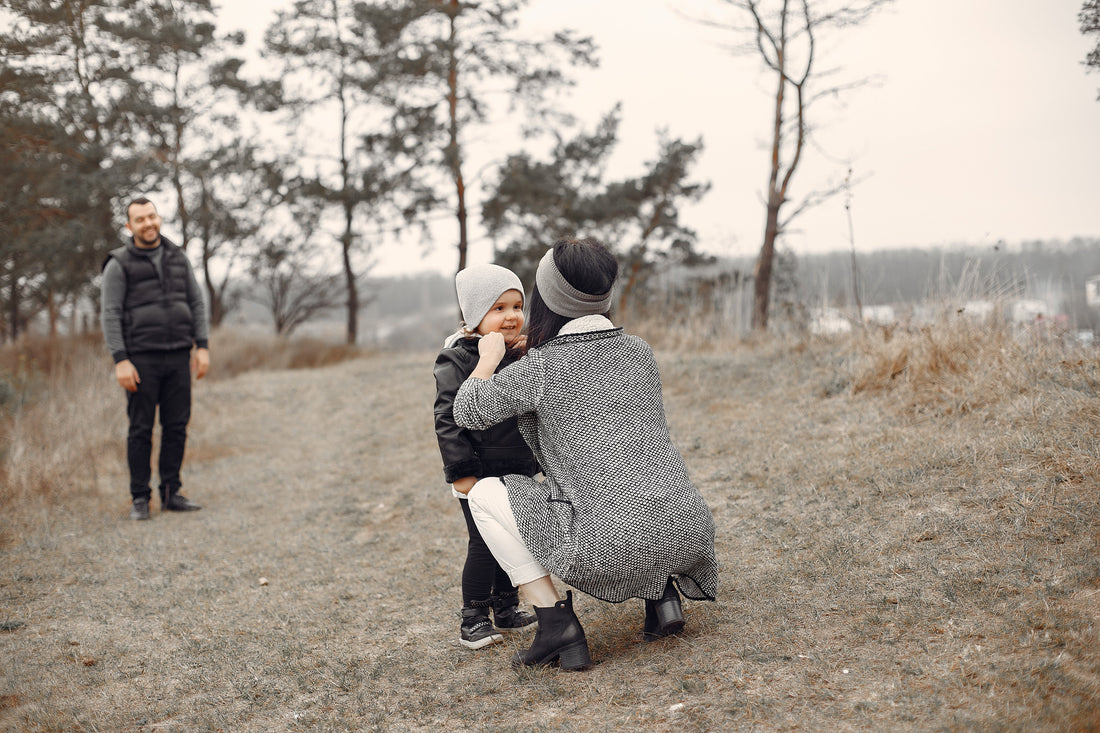 Things to Take to a Grieving Family: Thoughtful Gifts and Support