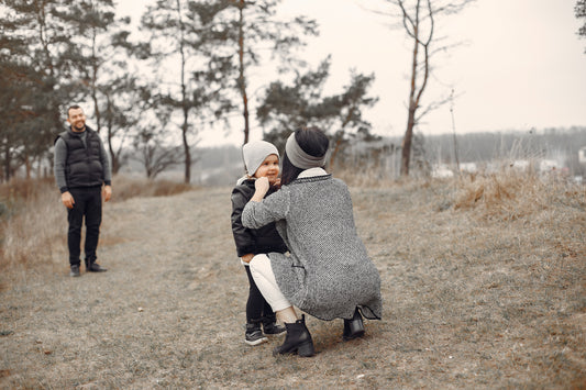 Things to Take to a Grieving Family: Thoughtful Gifts and Support